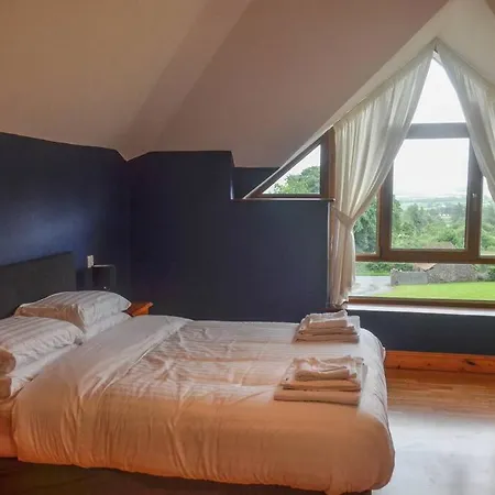 The Mountain Slievenamon Spacious 4 Bedroom House Feriehus Cloneen