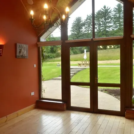 The Mountain Slievenamon Spacious 4 Bedroom House *