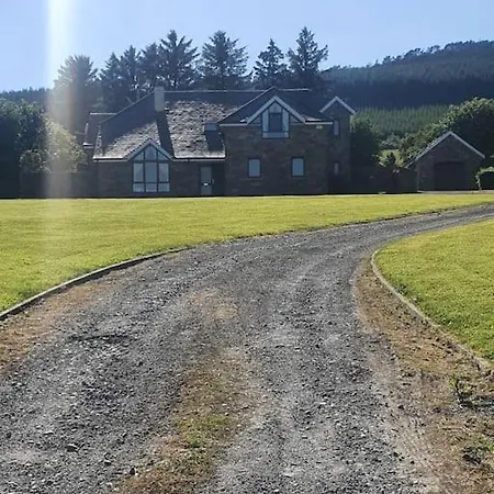 The Mountain Slievenamon Spacious 4 Bedroom House