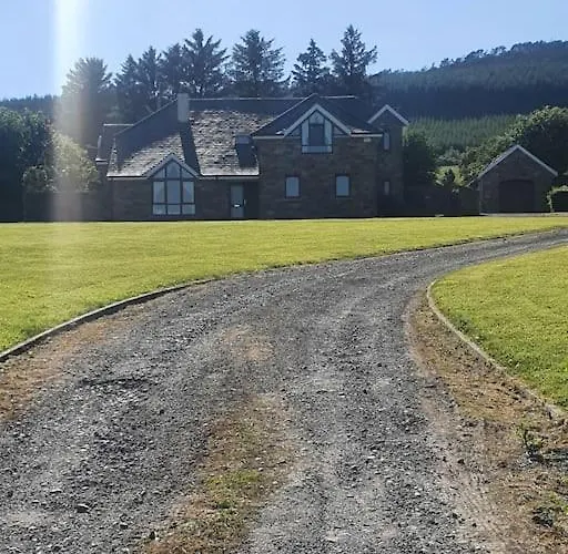 The Mountain Slievenamon Spacious 4 Bedroom House